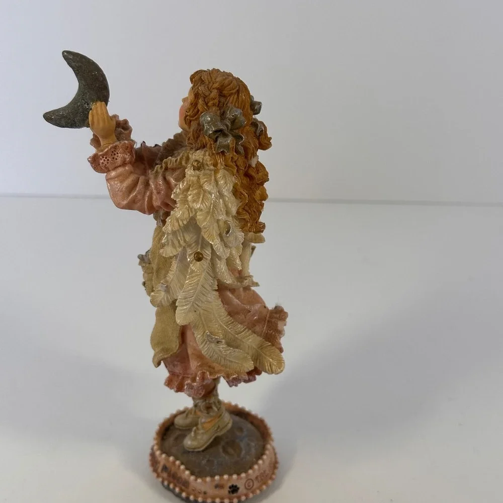 TBC 1998 Angel Figurine, The Silvery Moon, Home Decor, Collectible 426‎